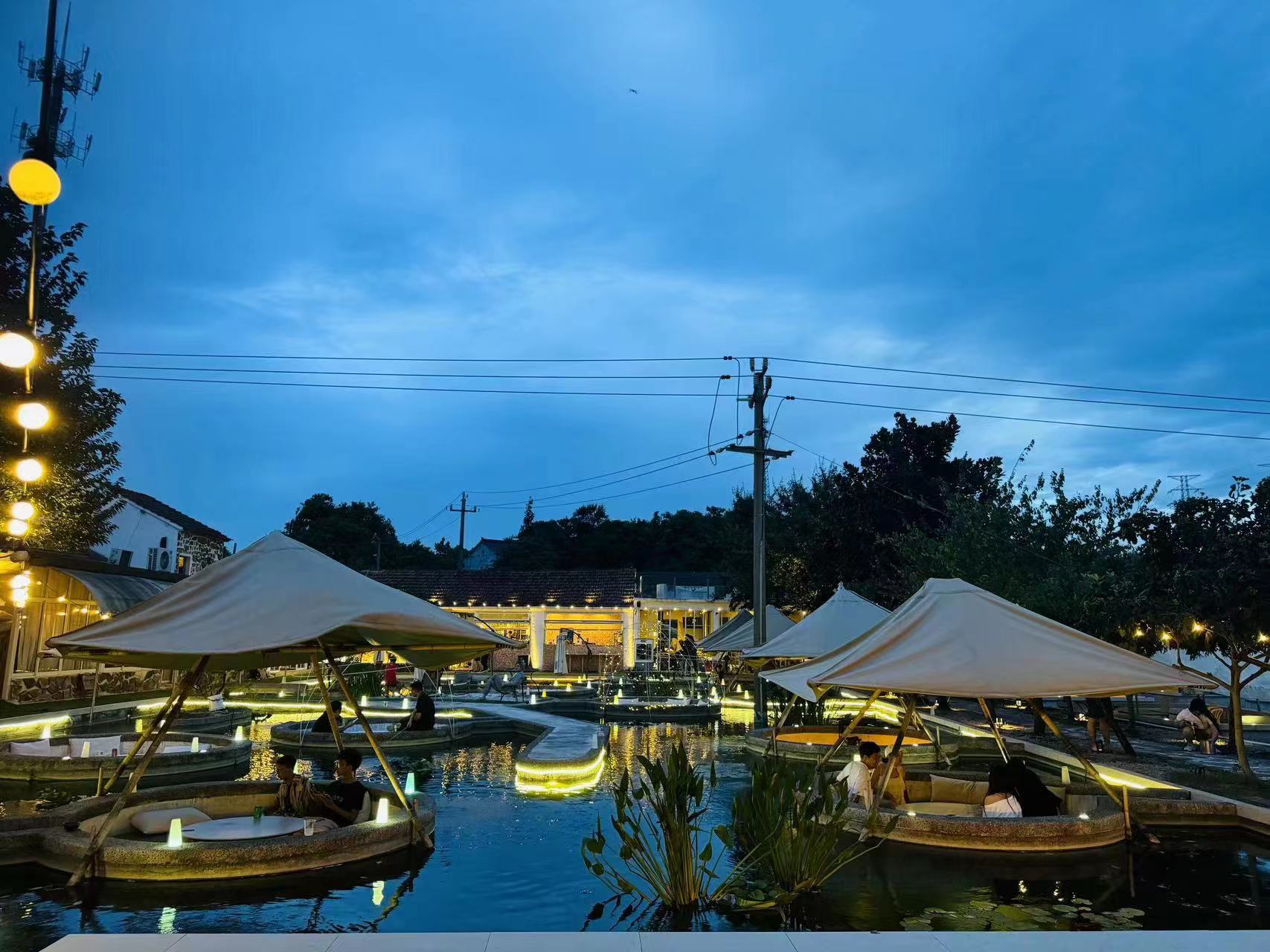 星空下的悠然时光 —— 湖州市台协会垂钓烤肉记趣